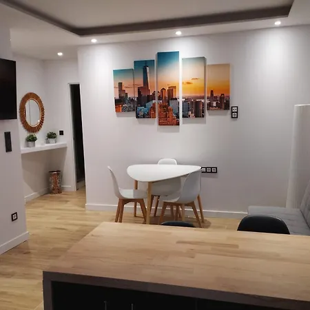 דירה Ayuntamiento, Casco Viejo, Reformado, Completo *