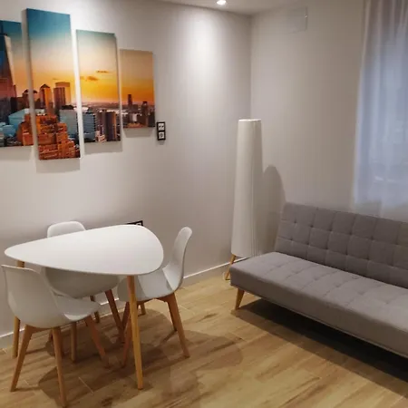 דירה Ayuntamiento, Casco Viejo, Reformado, Completo *